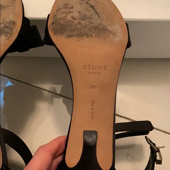 Stunning Celine heel with gold clasp. - Picture 7 of 7